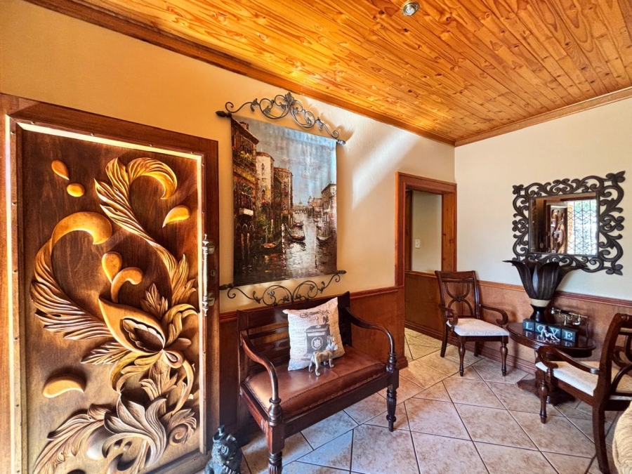 4 Bedroom Property for Sale in Flamwood North West